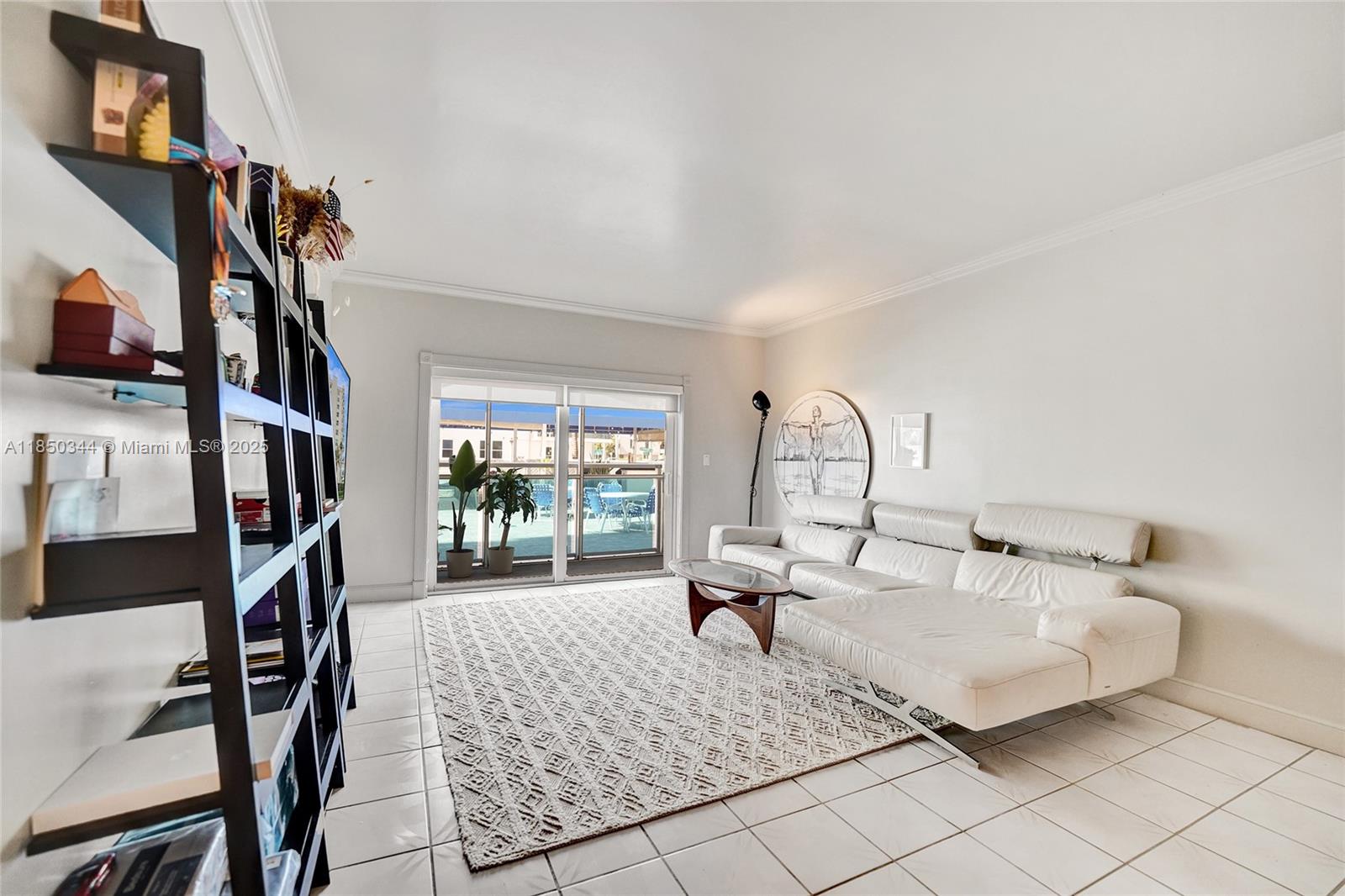 WELLINGTON TOWERS CONDO - Residential