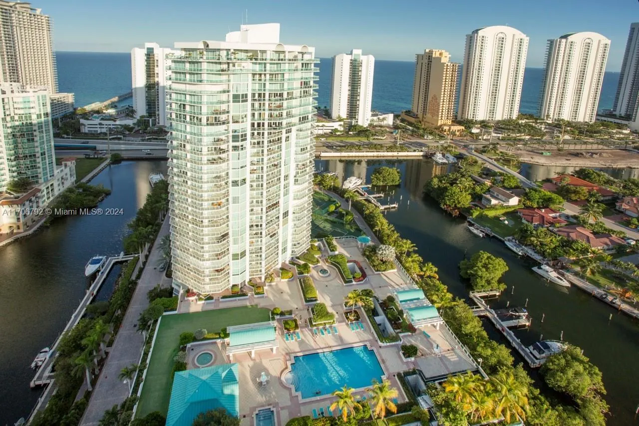 Sunny Isles Beach, Florida 33160, United States, 3 Bedrooms Bedrooms, ,4 BathroomsBathrooms,Residential,Pending,27523