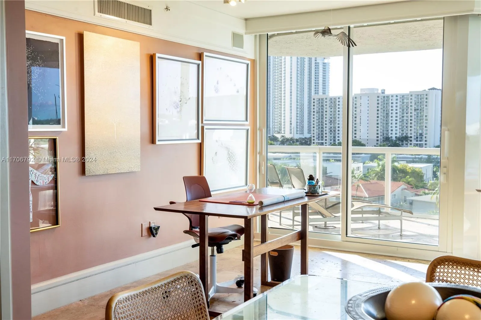 Sunny Isles Beach, Florida 33160, United States, 3 Bedrooms Bedrooms, ,4 BathroomsBathrooms,Residential,Pending,27523