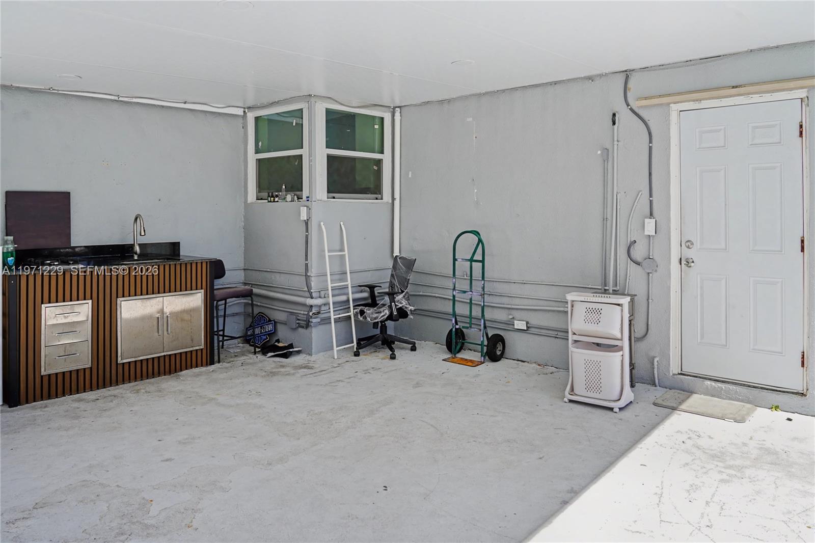 LAKE FOREST SEC 4 - Residential