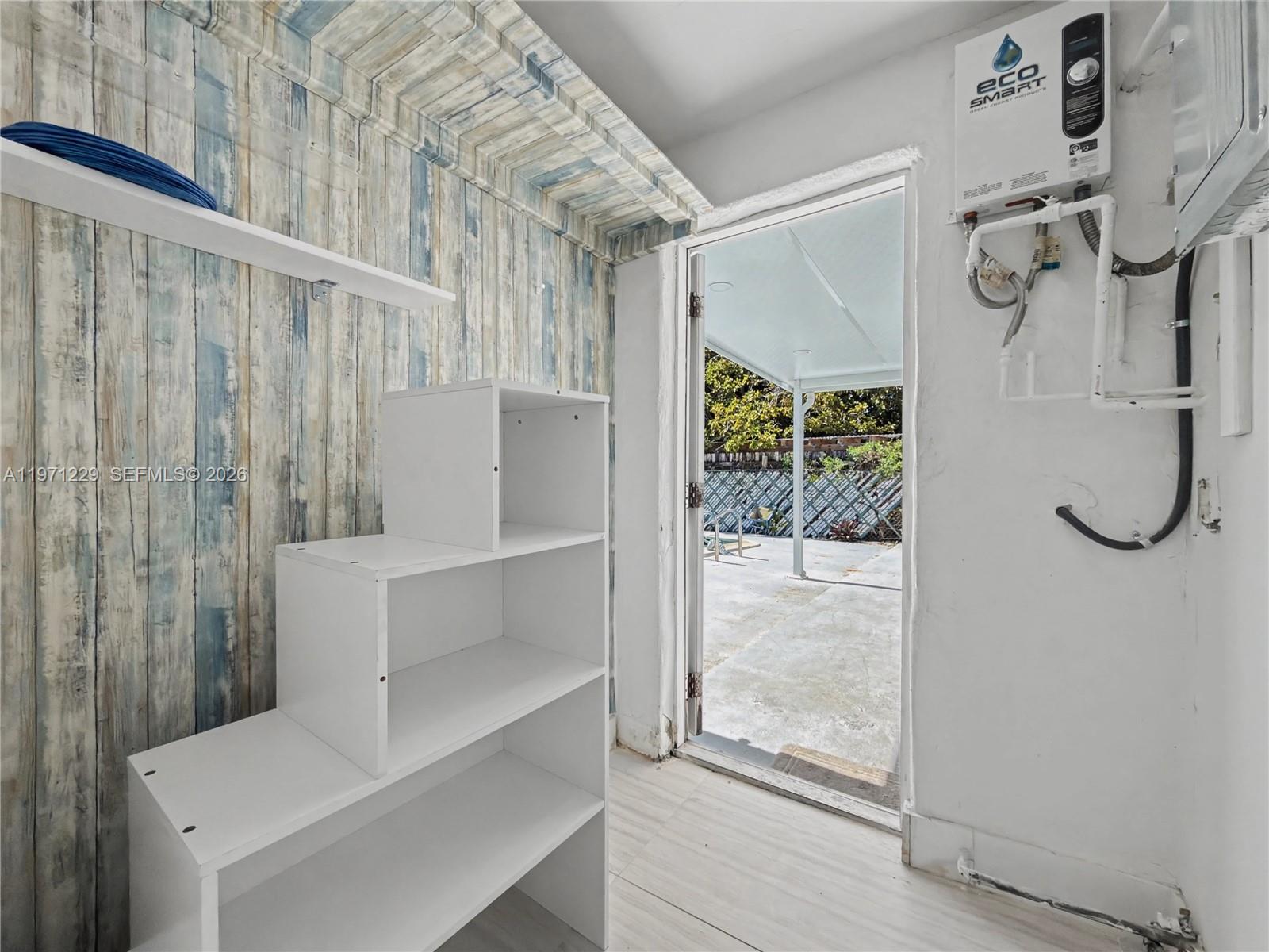 LAKE FOREST SEC 4 - Residential