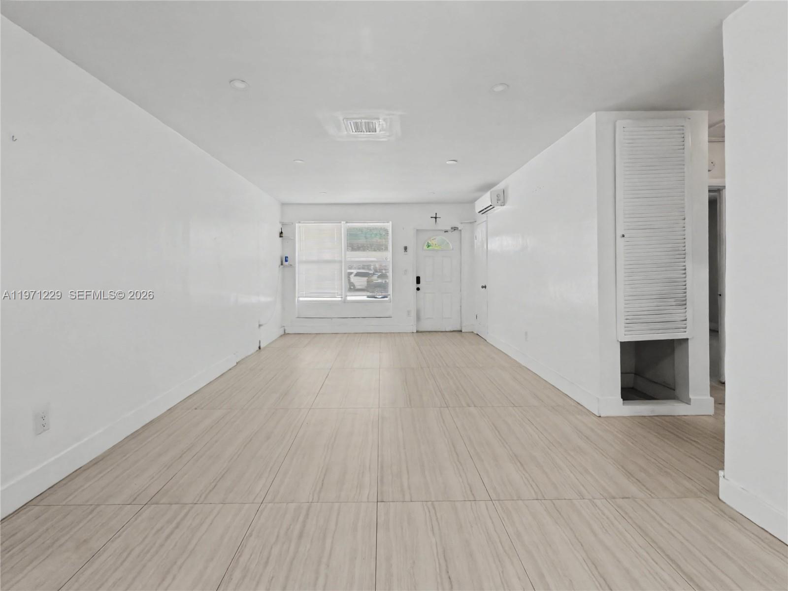 LAKE FOREST SEC 4 - Residential