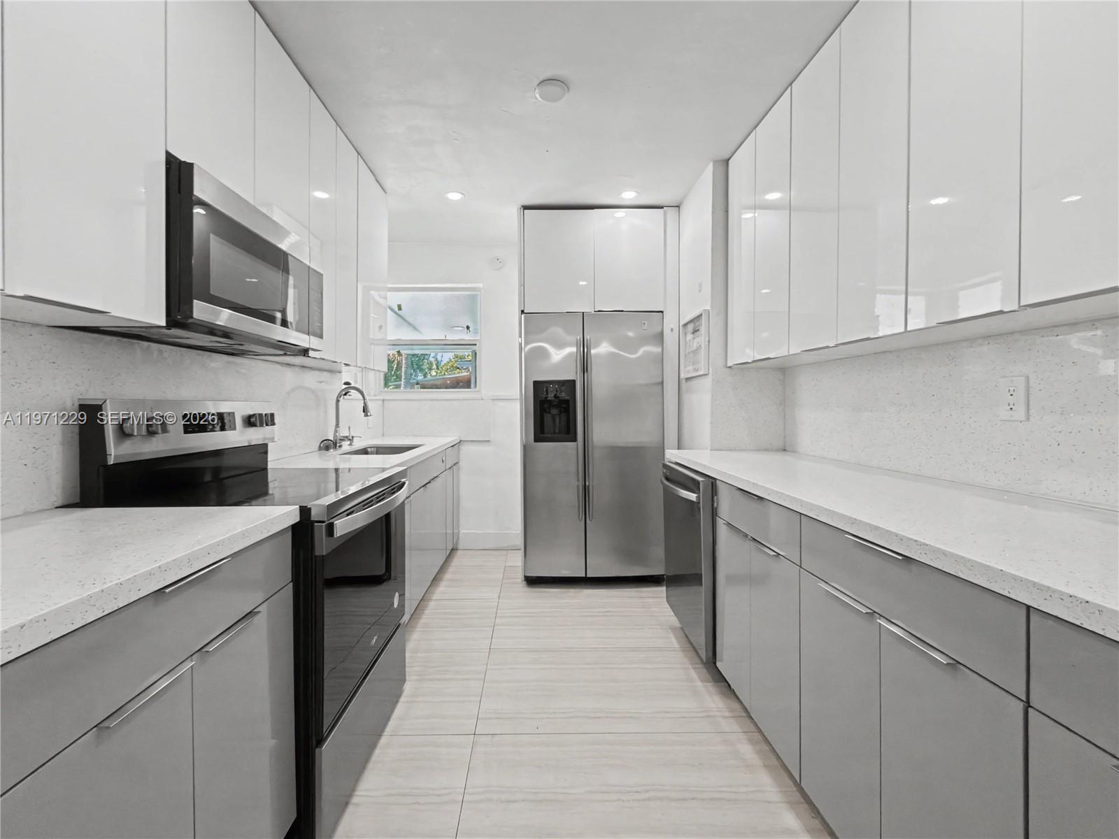 LAKE FOREST SEC 4 - Residential