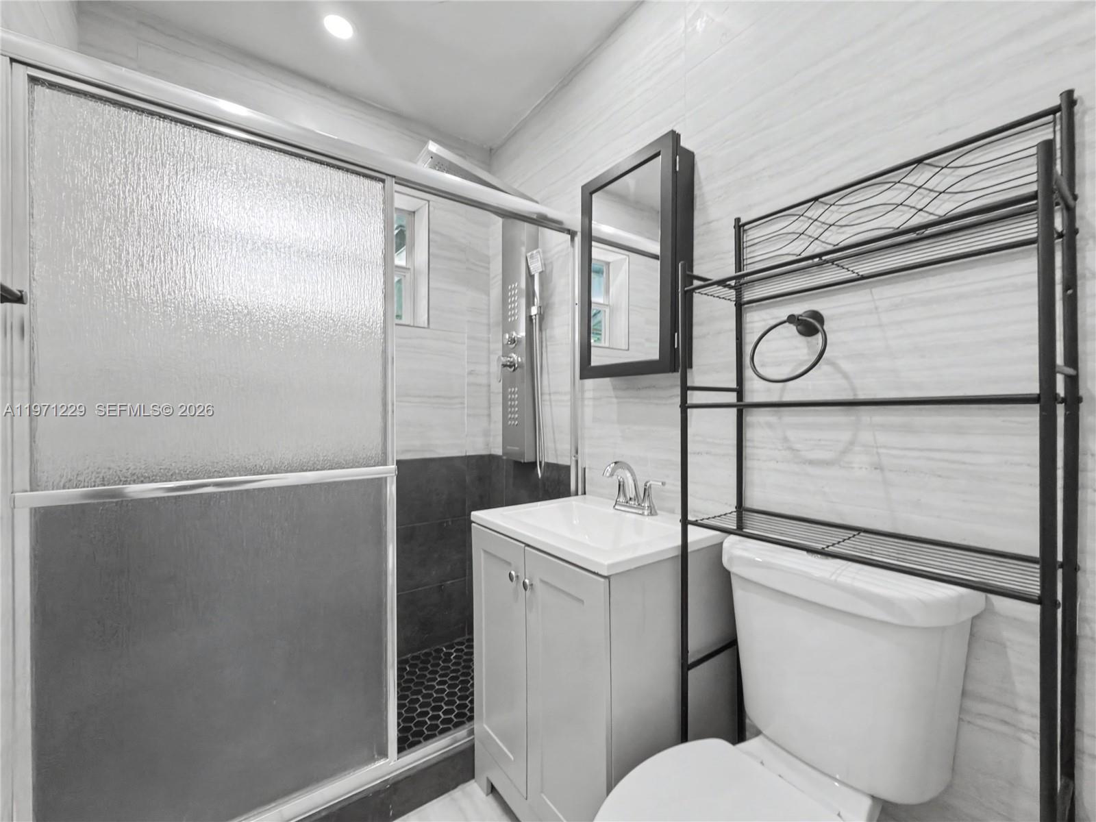 LAKE FOREST SEC 4 - Residential