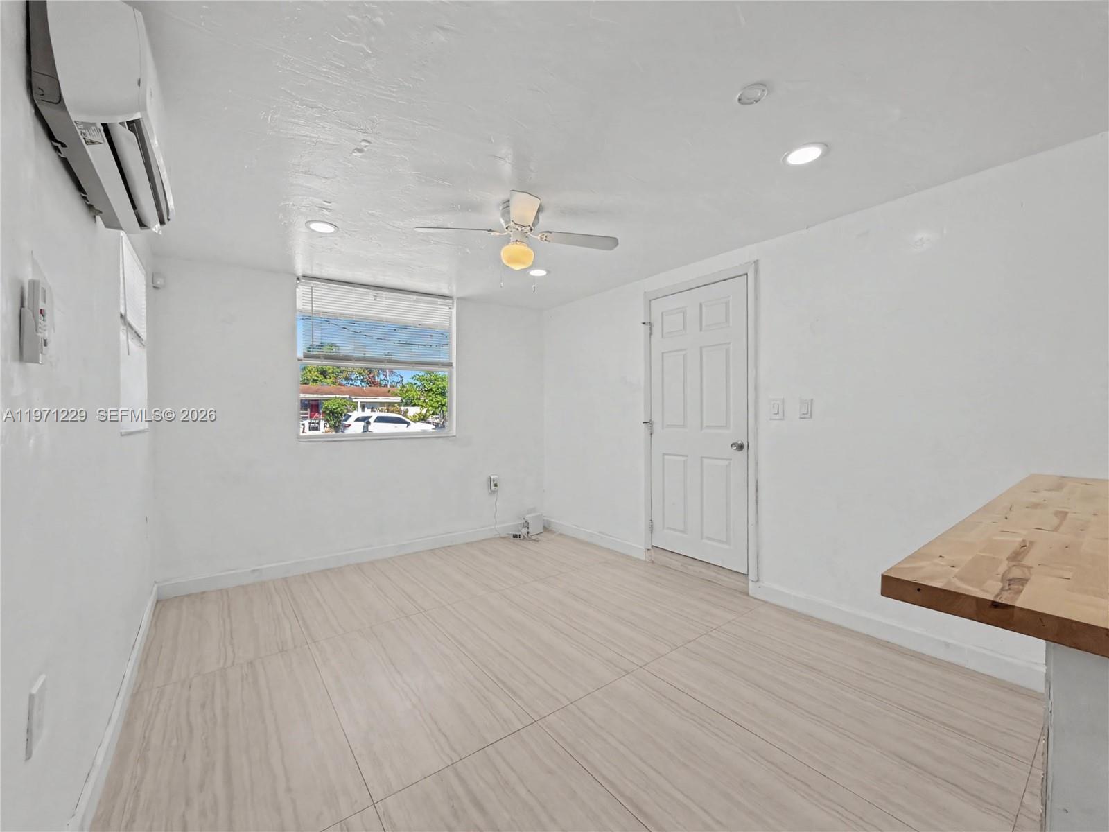 LAKE FOREST SEC 4 - Residential