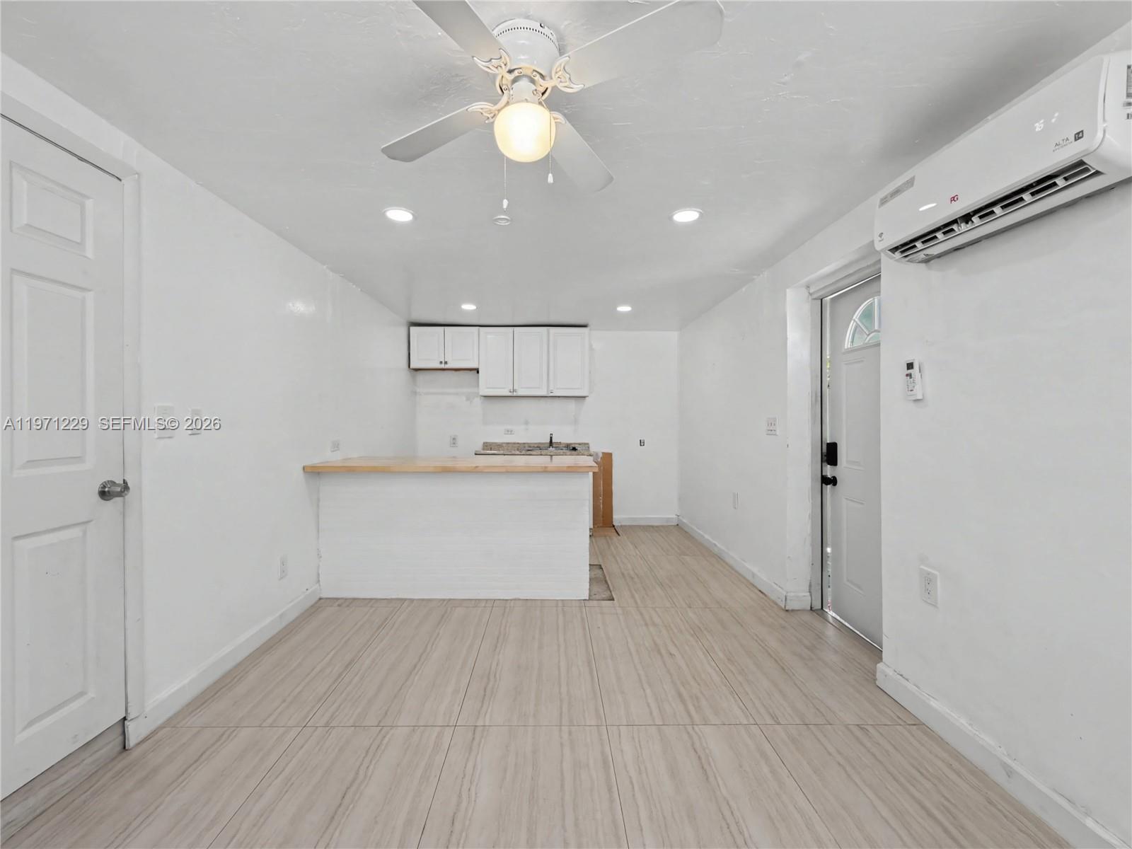 LAKE FOREST SEC 4 - Residential