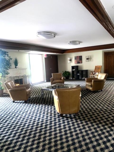 COCO WOOD CONDO - Residential