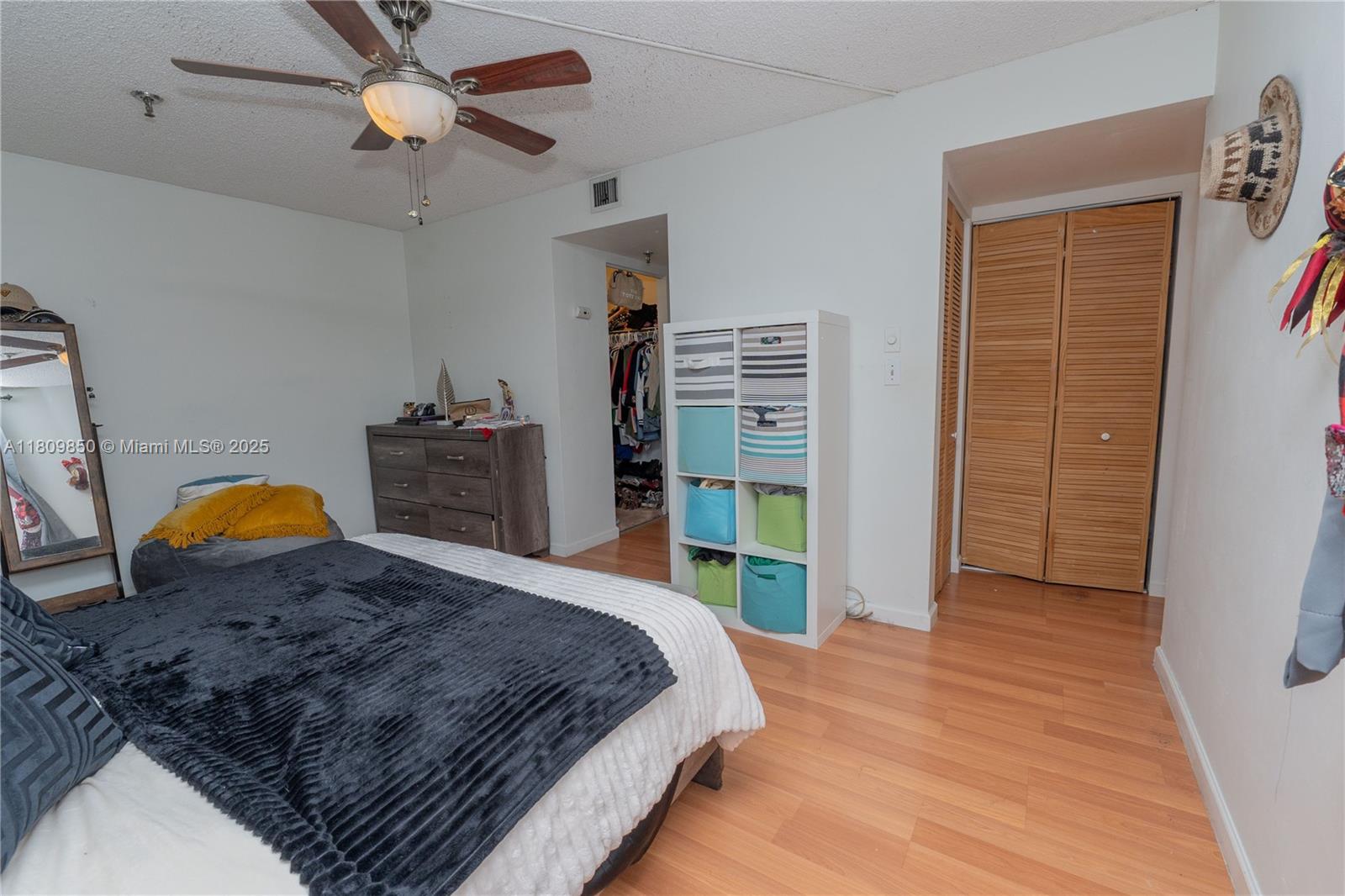COCO WOOD CONDO - Residential