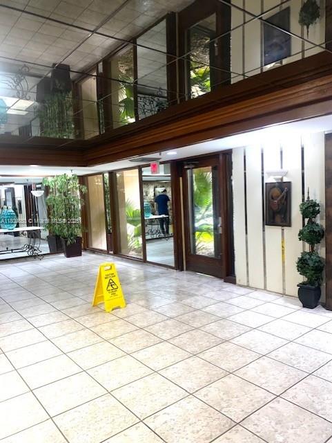 COCO WOOD CONDO - Residential