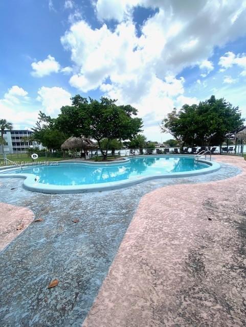 COCO WOOD CONDO - Residential