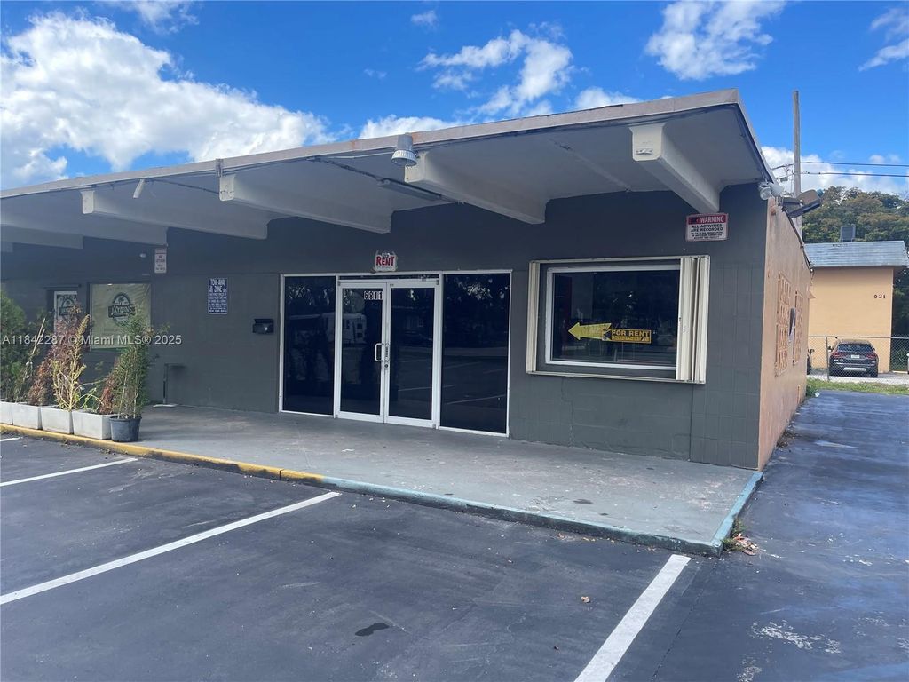 Photo of 6811 Johnson St, Hollywood, FL 33024 (MLS # A11842287)