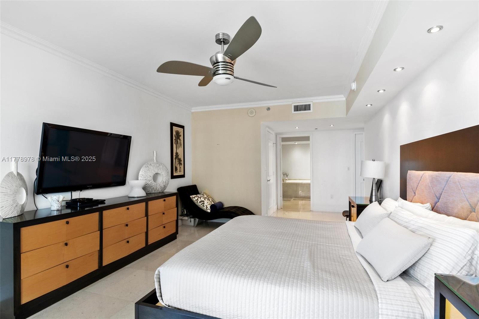 BEACH CLUB TWO - Residential Lease