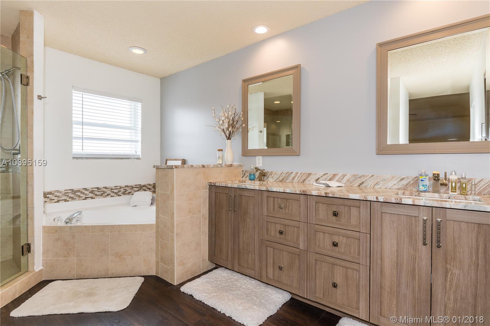 SPINNAKER BAY AT LAKE CHA - Residential