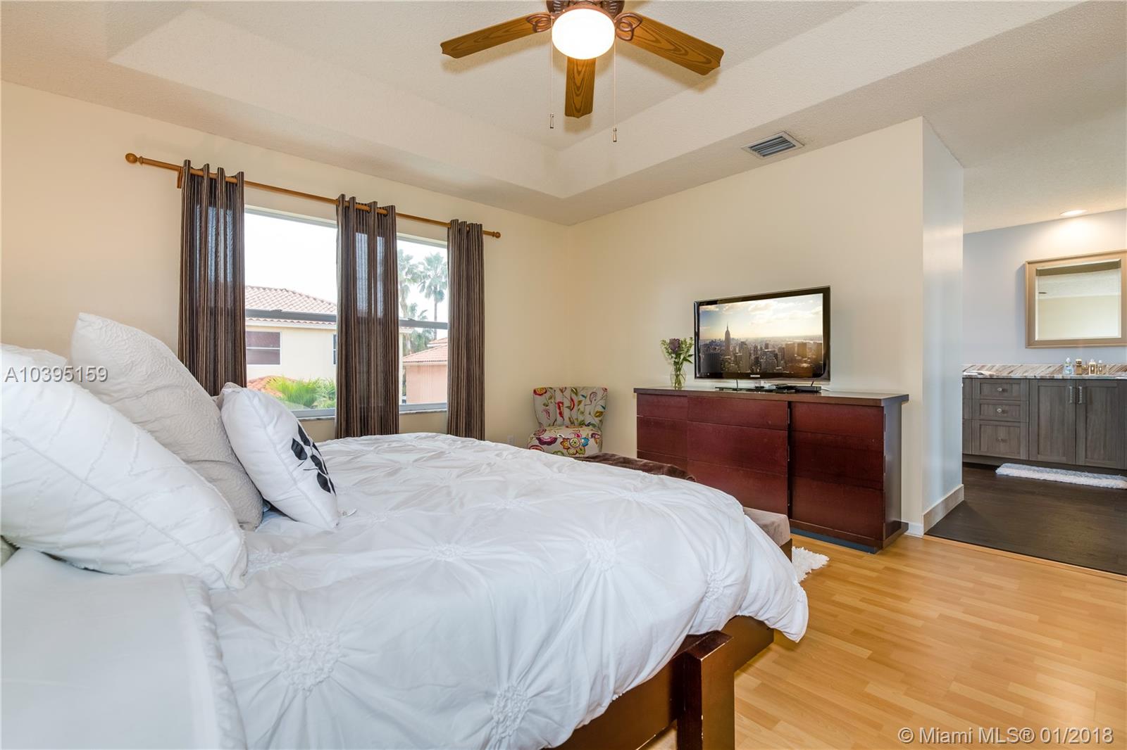 SPINNAKER BAY AT LAKE CHA - Residential