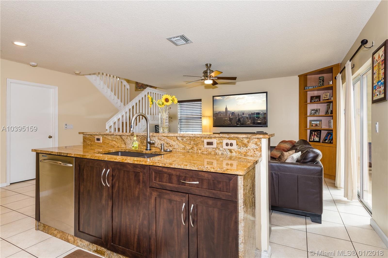 SPINNAKER BAY AT LAKE CHA - Residential