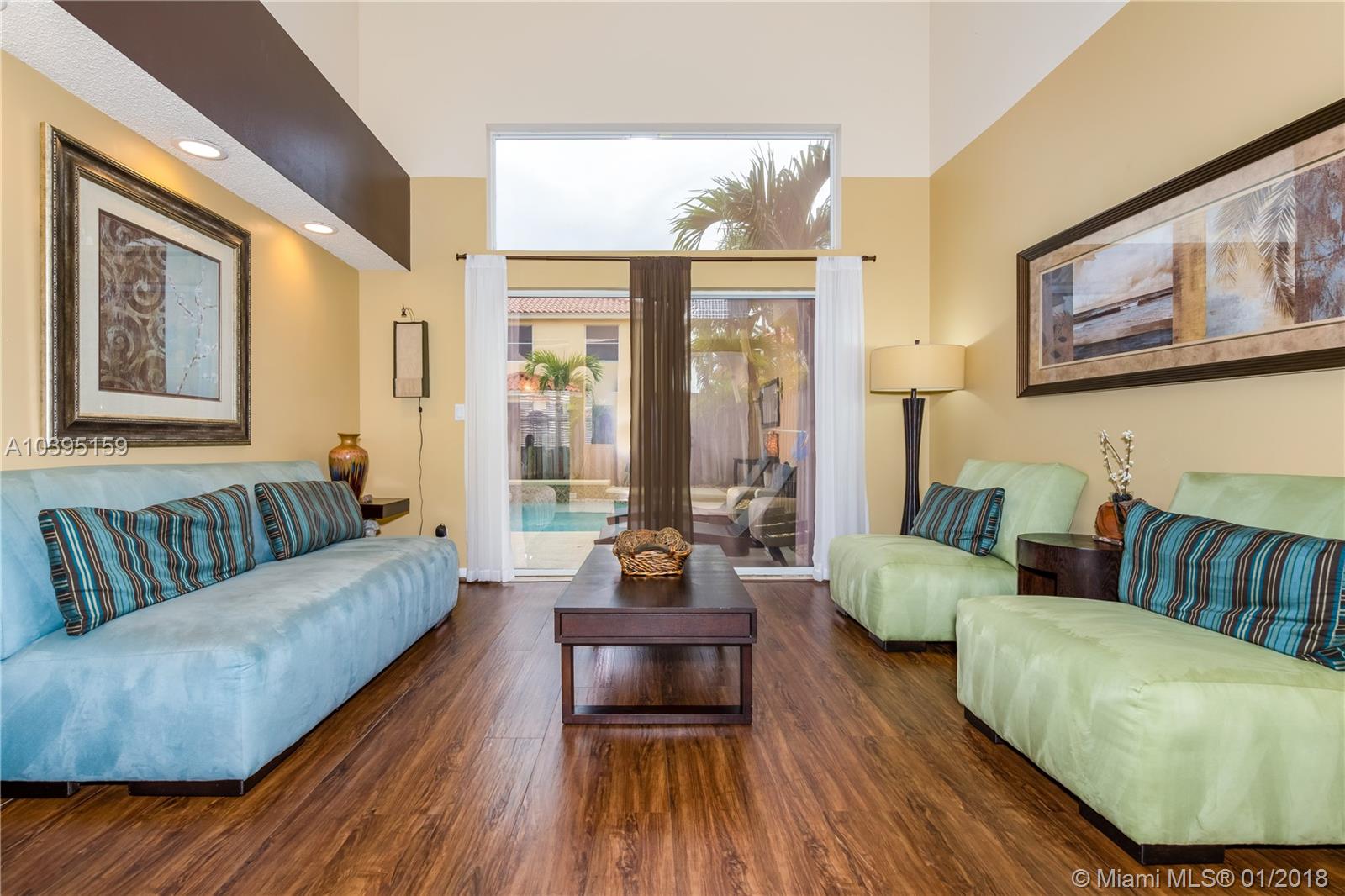 SPINNAKER BAY AT LAKE CHA - Residential