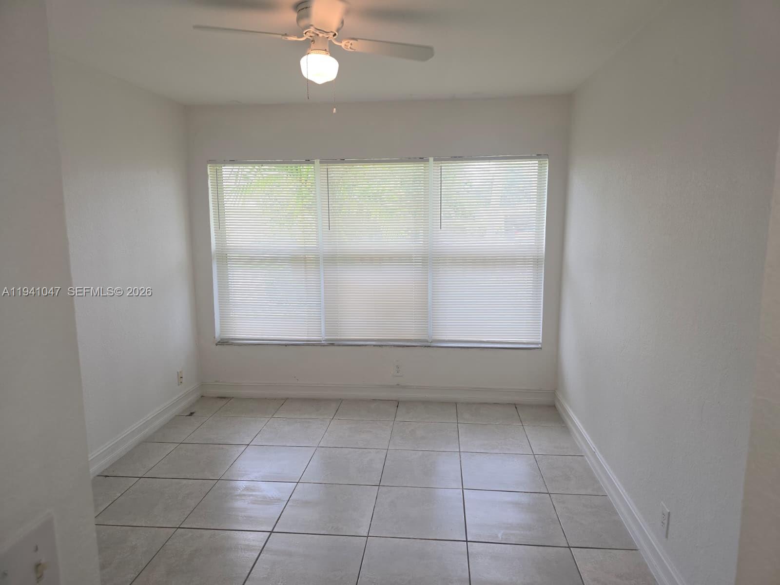 ¤OAKLAND POINTE CONDO - Residential Lease