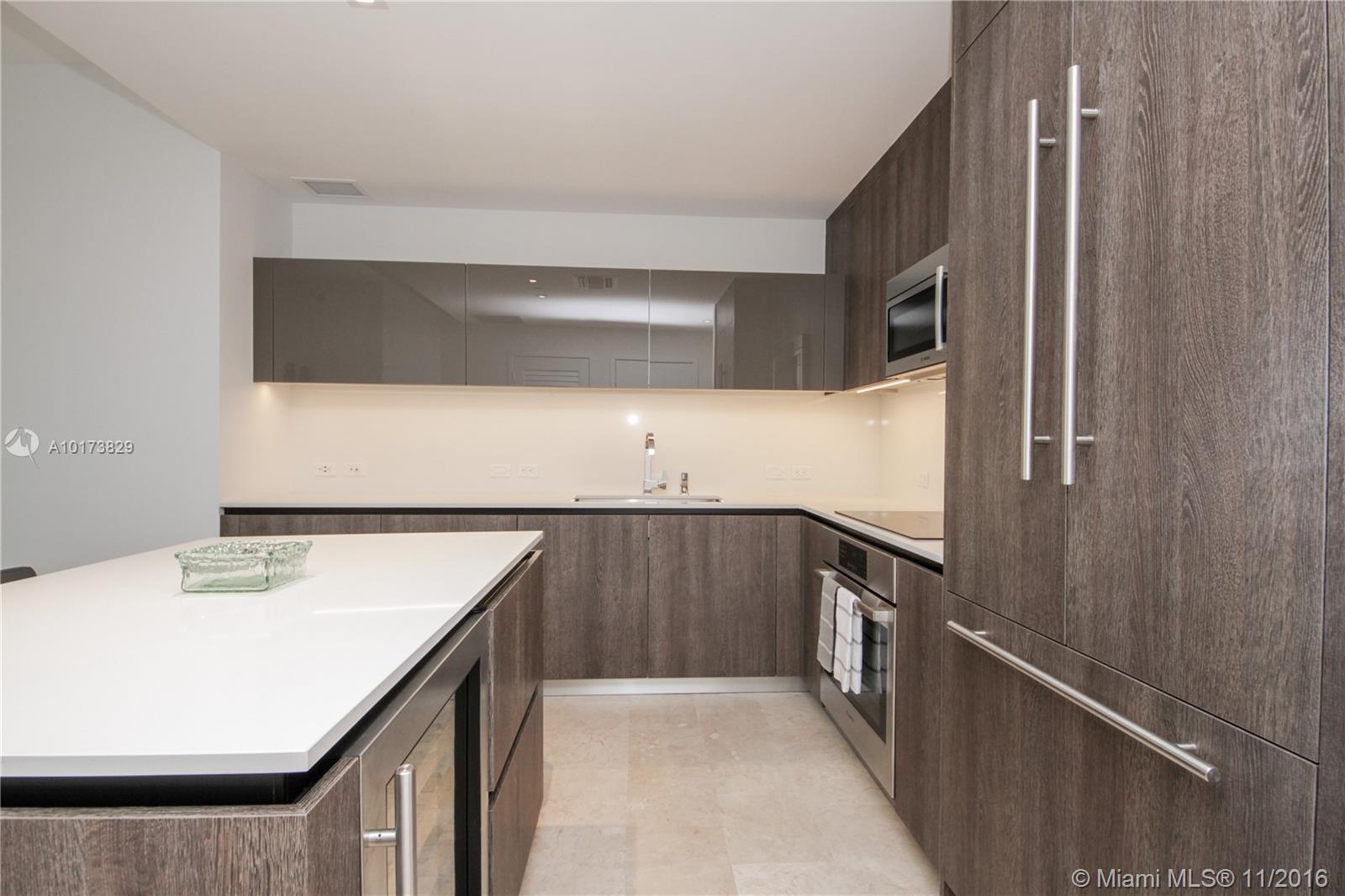 BRICKELL CITY CENTER - Residential Lease