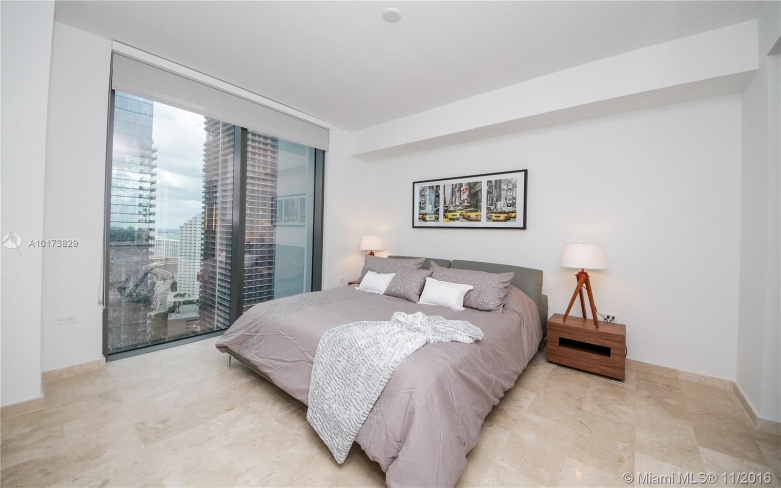 BRICKELL CITY CENTER - Residential Lease