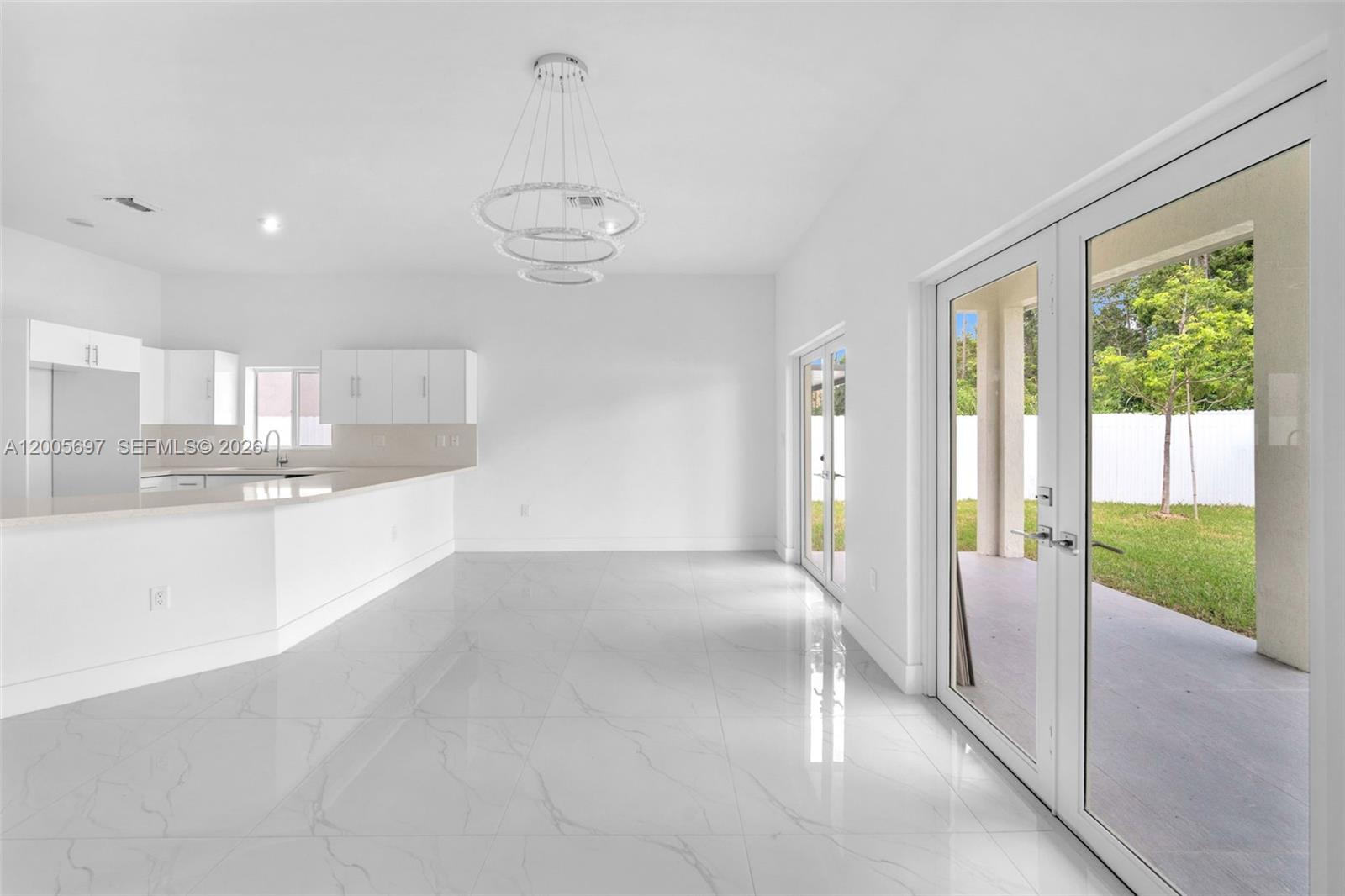 DIXIE HEIGHTS - Residential