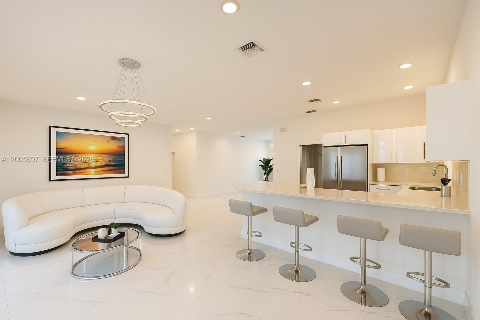 DIXIE HEIGHTS - Residential