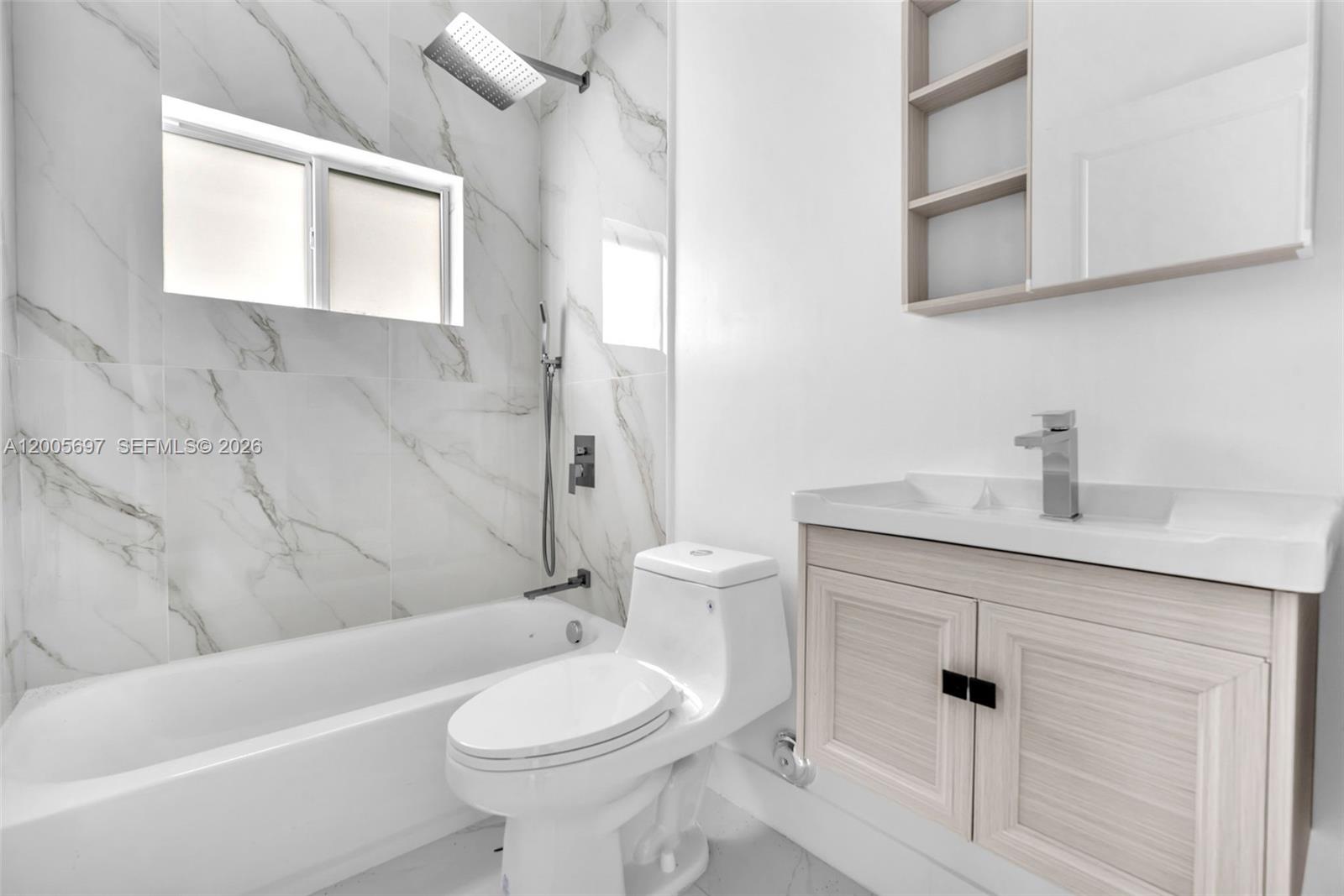 DIXIE HEIGHTS - Residential