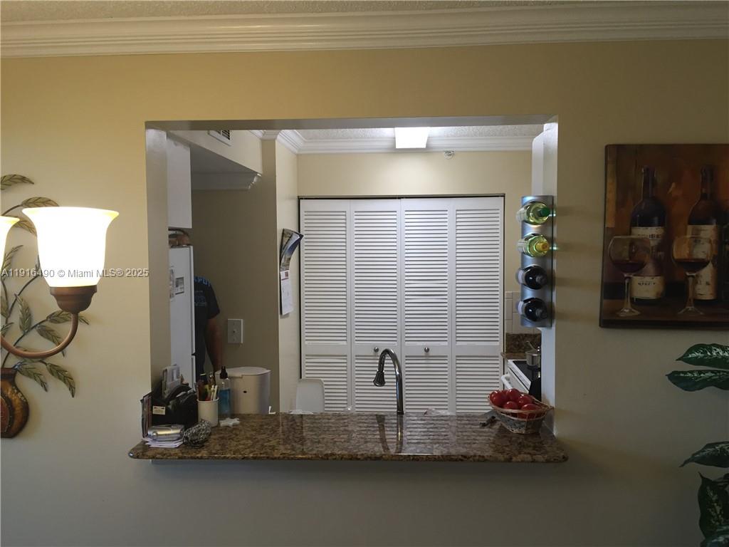 SHERIDAN EAST CONDO BLDG - Residential Lease