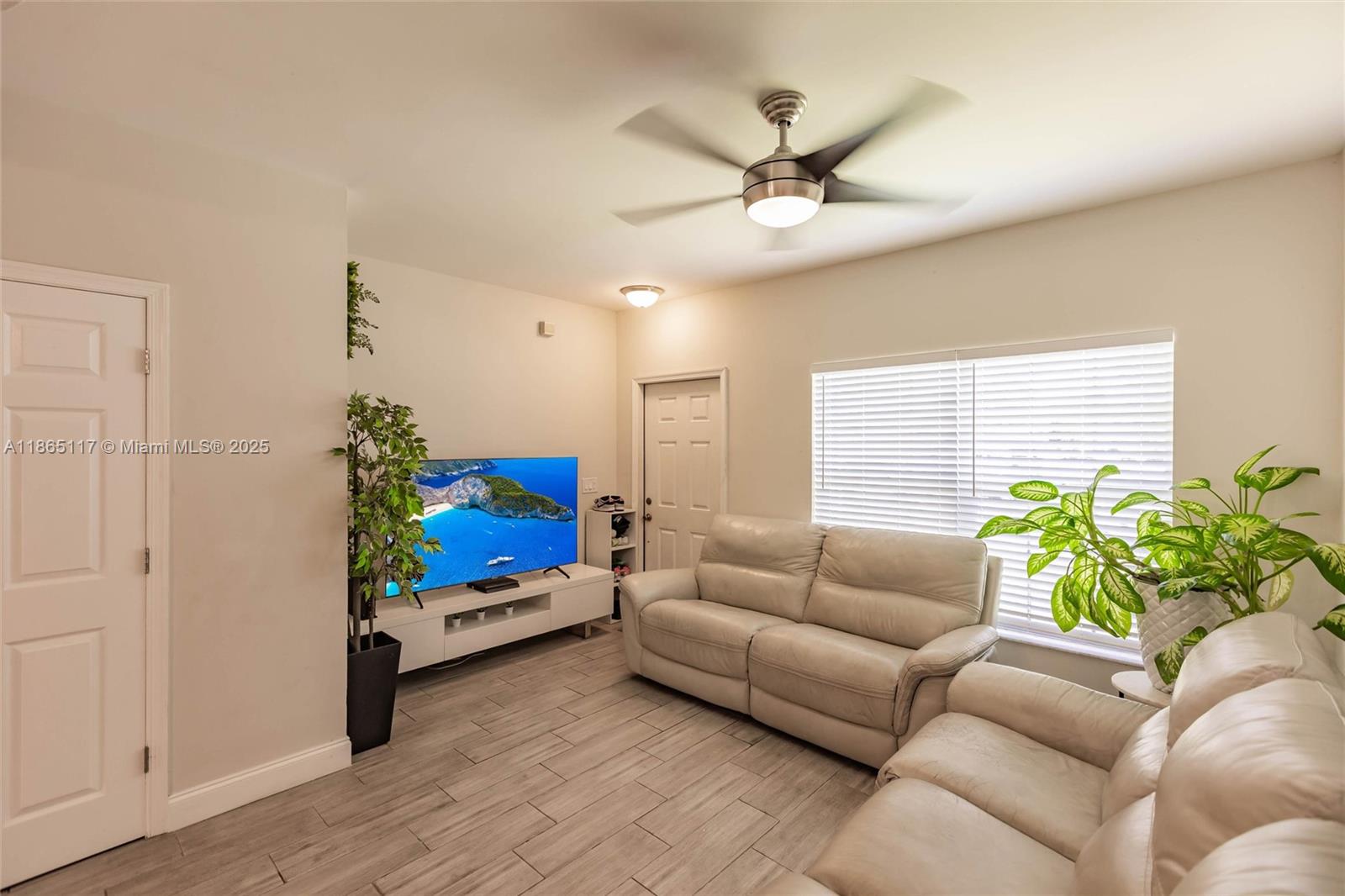 23 Simonton Cir