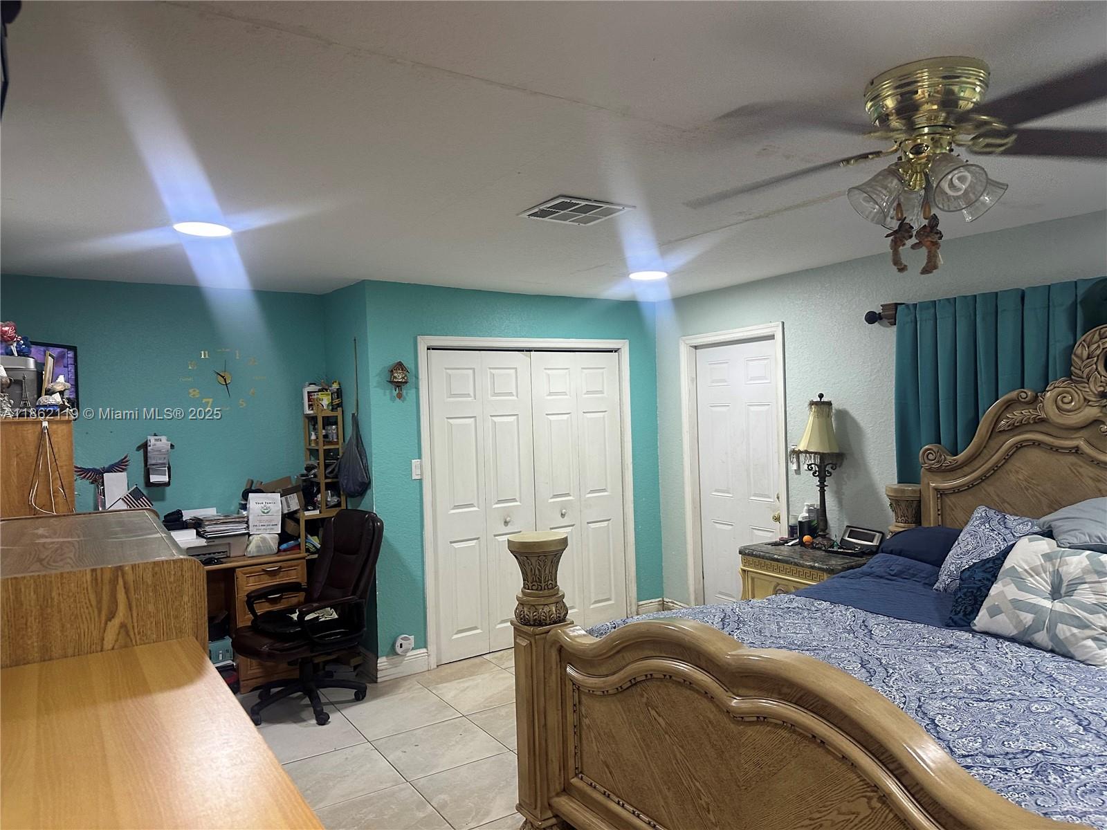 CURTISS PARK - Residential