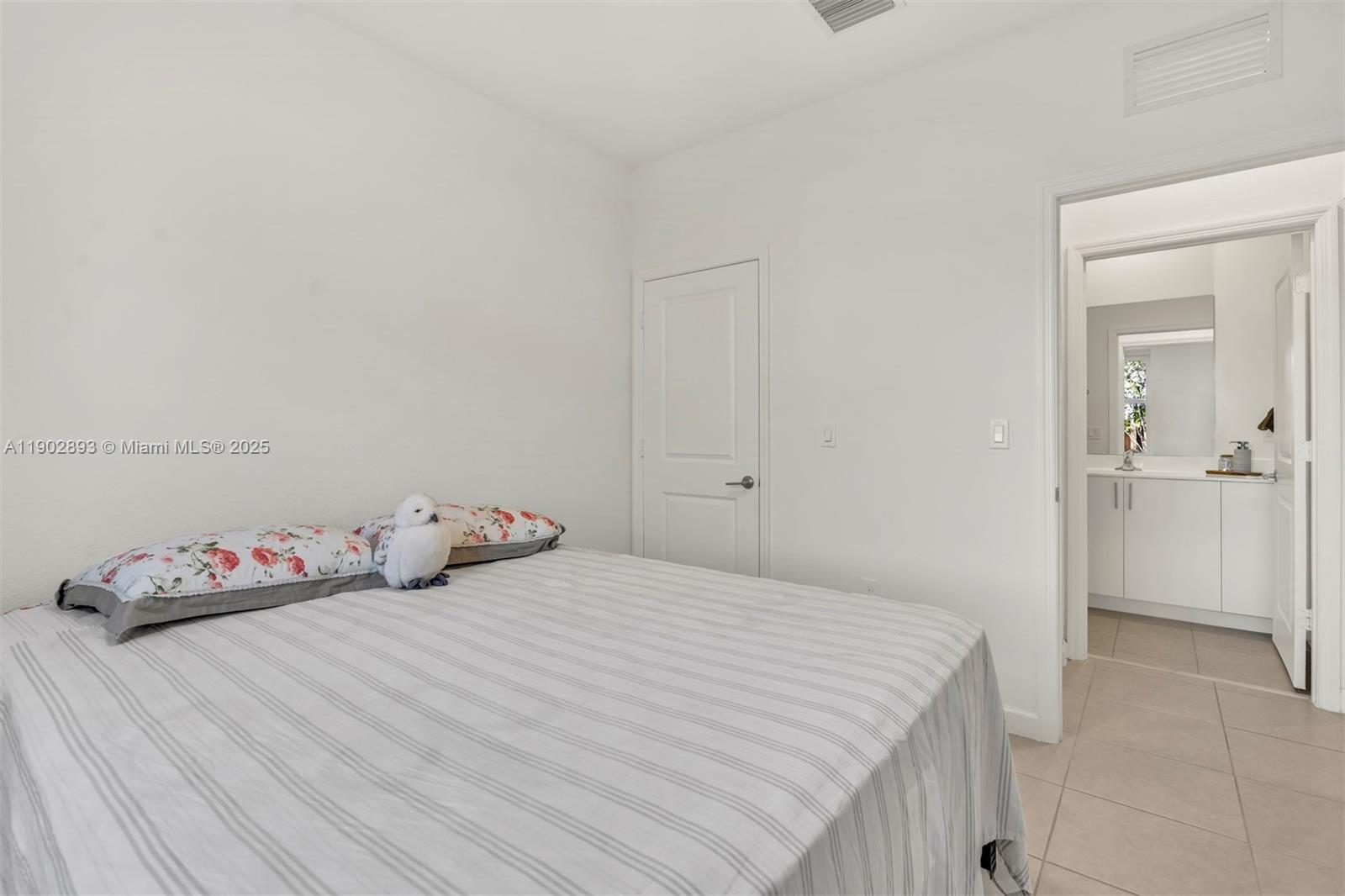 WINDSOR SQUARE - Residential