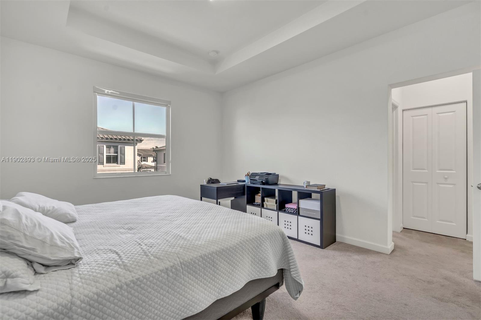 WINDSOR SQUARE - Residential