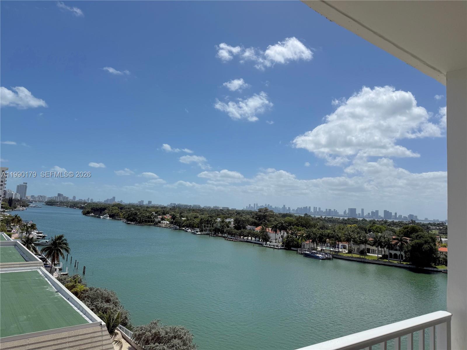5838 CONDOMINIUM - Residential