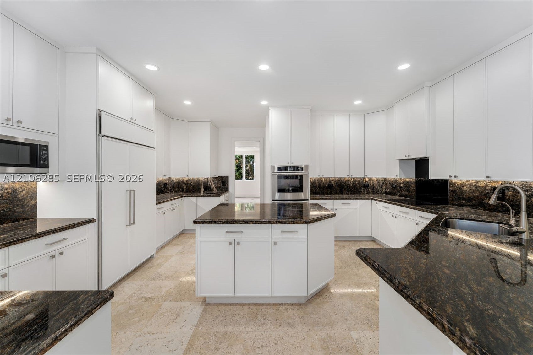 View photos, virtual tours, details... 673 Destacada Cir
