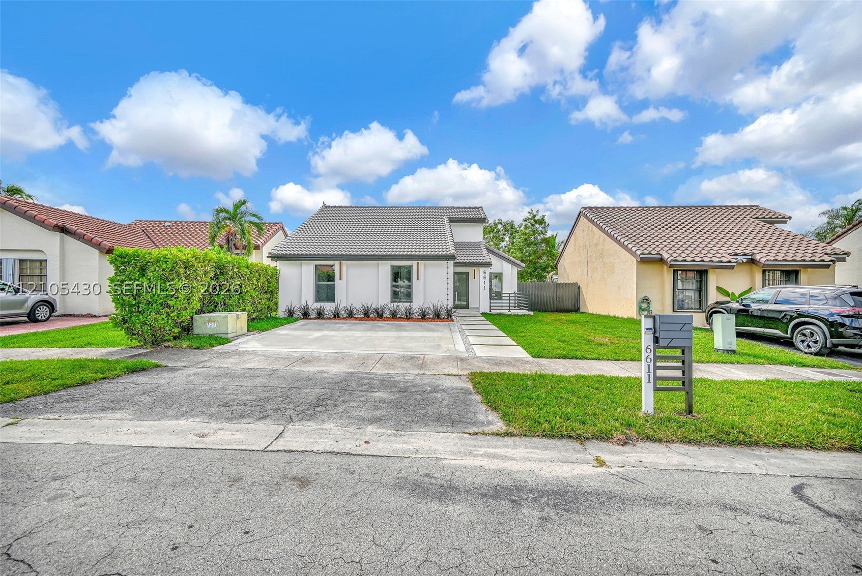 View photos, virtual tours, details... 6611 SW 127th Path
