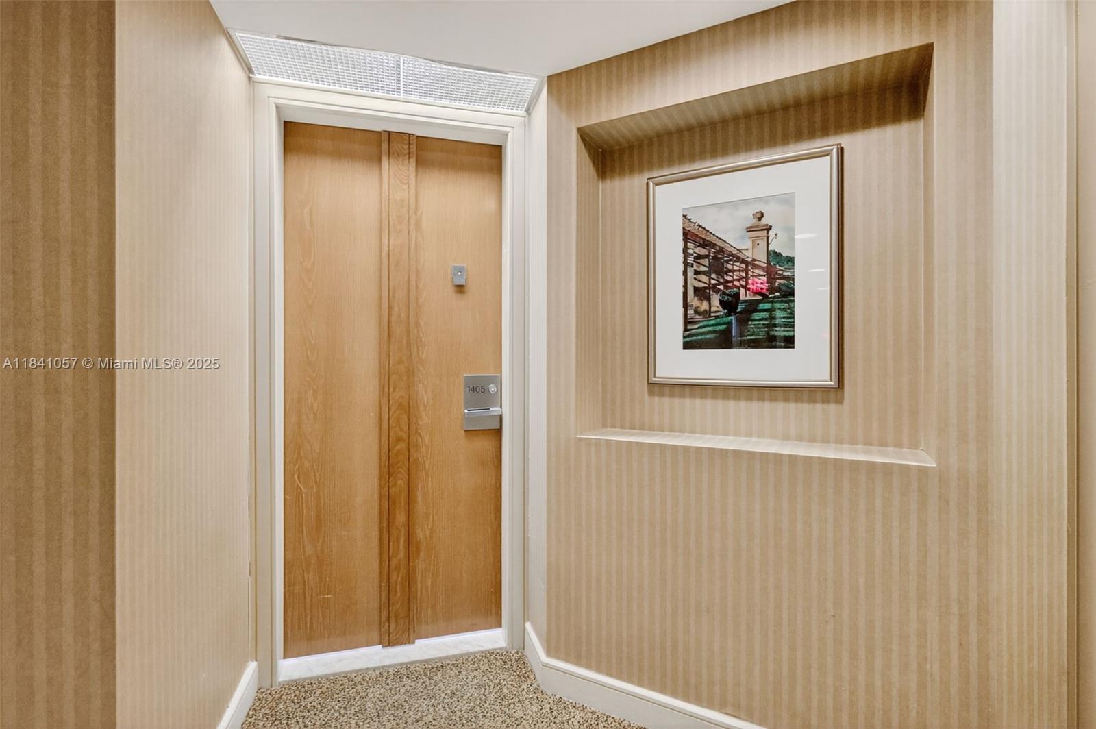 THE LANDMARK CONDO - Residential