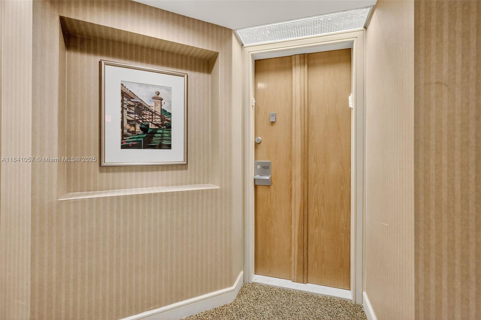 THE LANDMARK CONDO - Residential