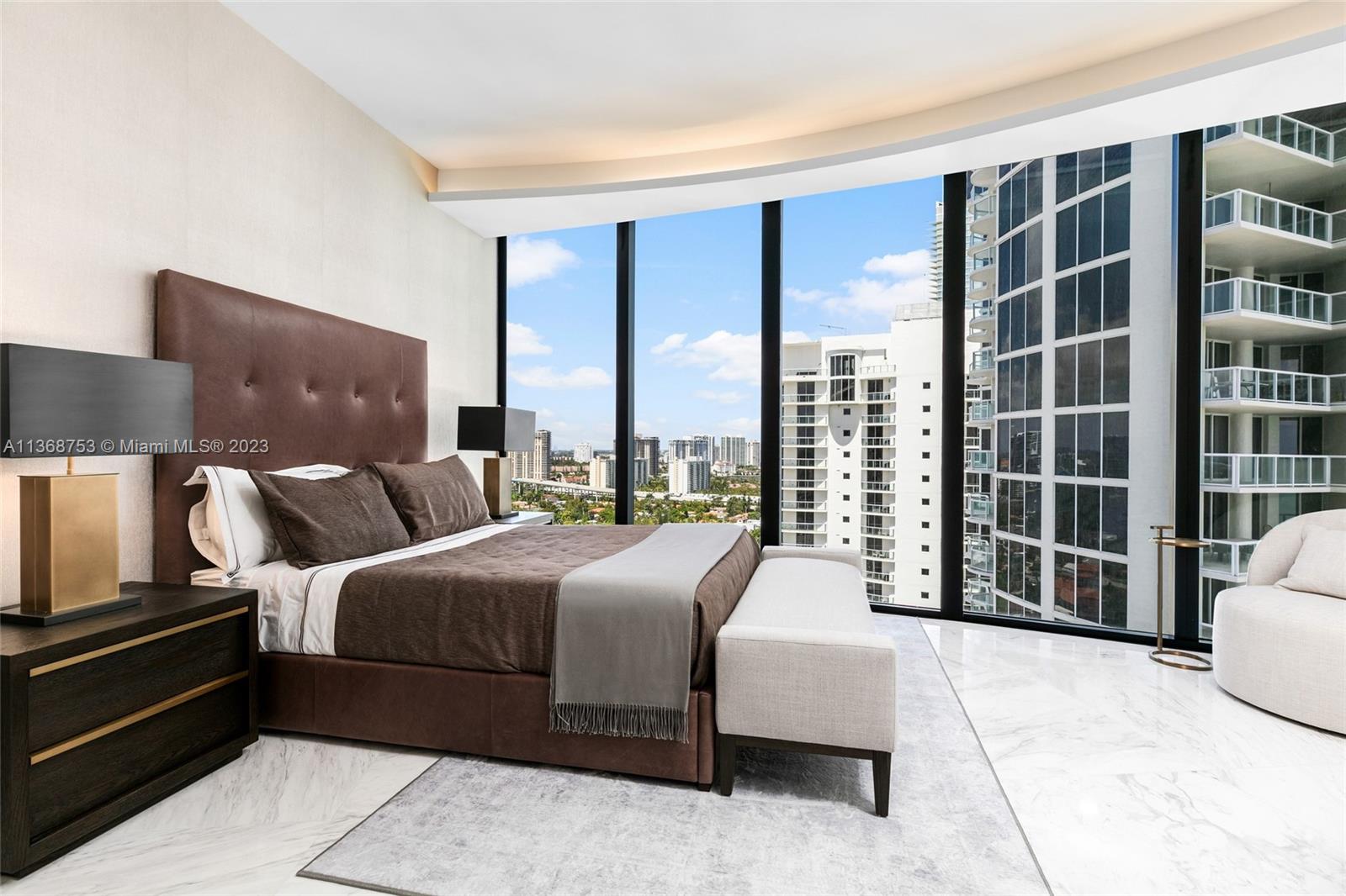 18555 COLLINS AVENUE COND - Residential