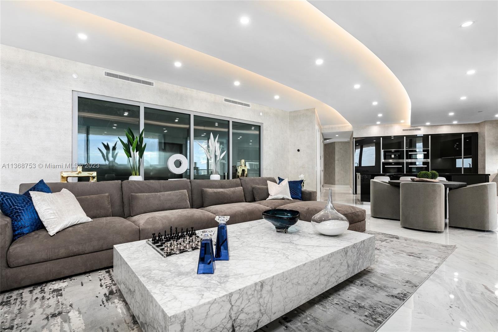 18555 COLLINS AVENUE COND - Residential