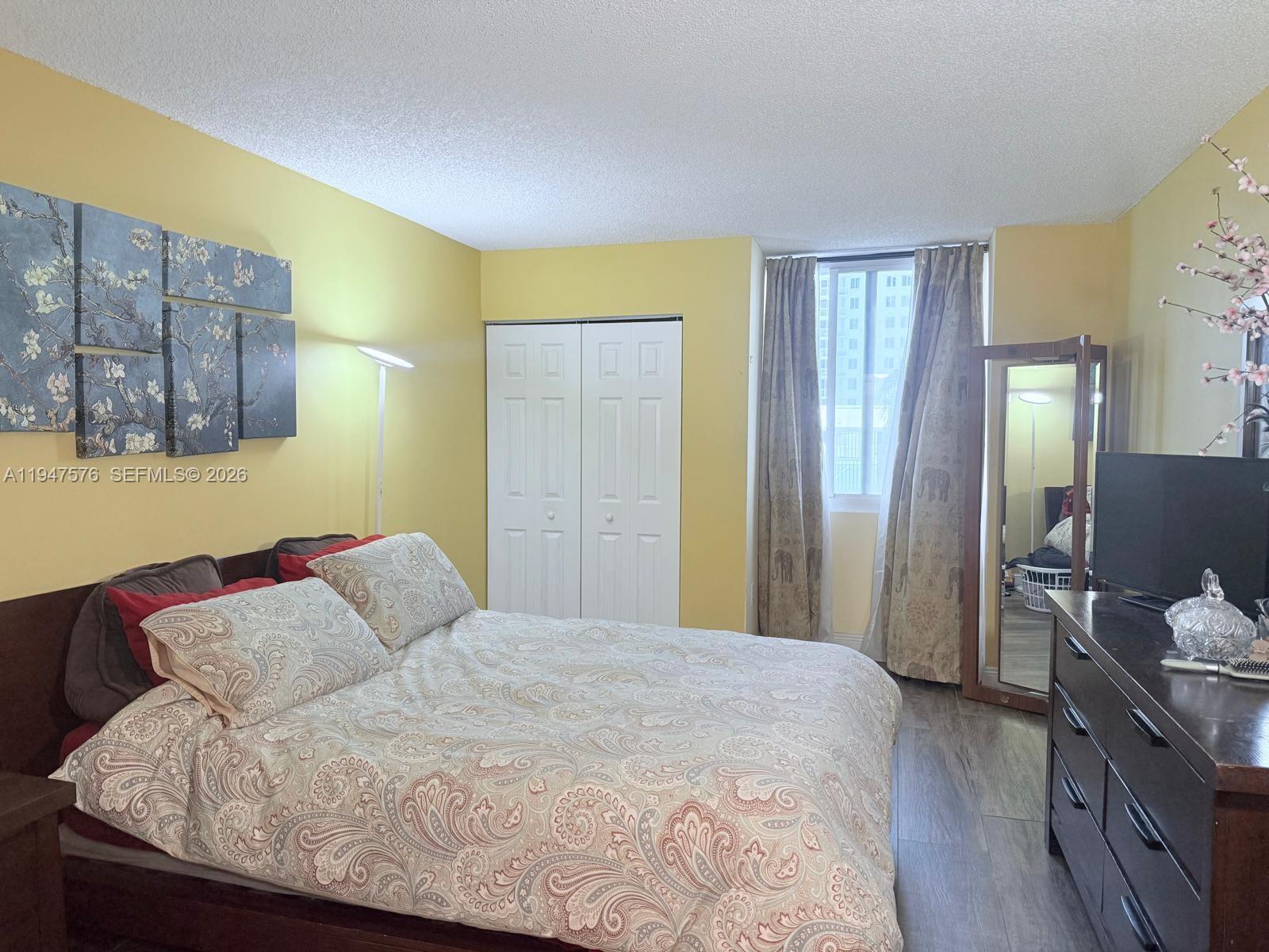 MADISON DOWNTOWN CONDO - Residential