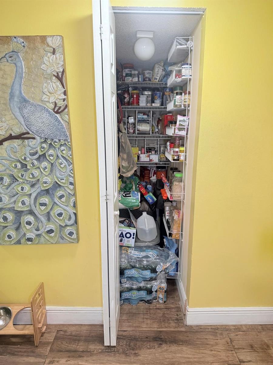 MADISON DOWNTOWN CONDO - Residential