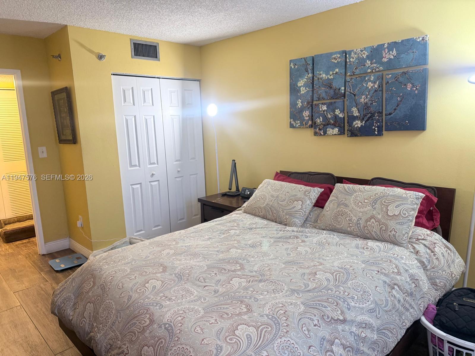 MADISON DOWNTOWN CONDO - Residential