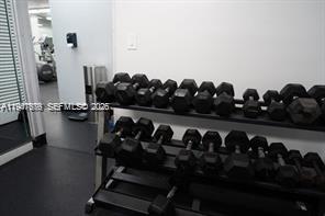 MADISON DOWNTOWN CONDO - Residential