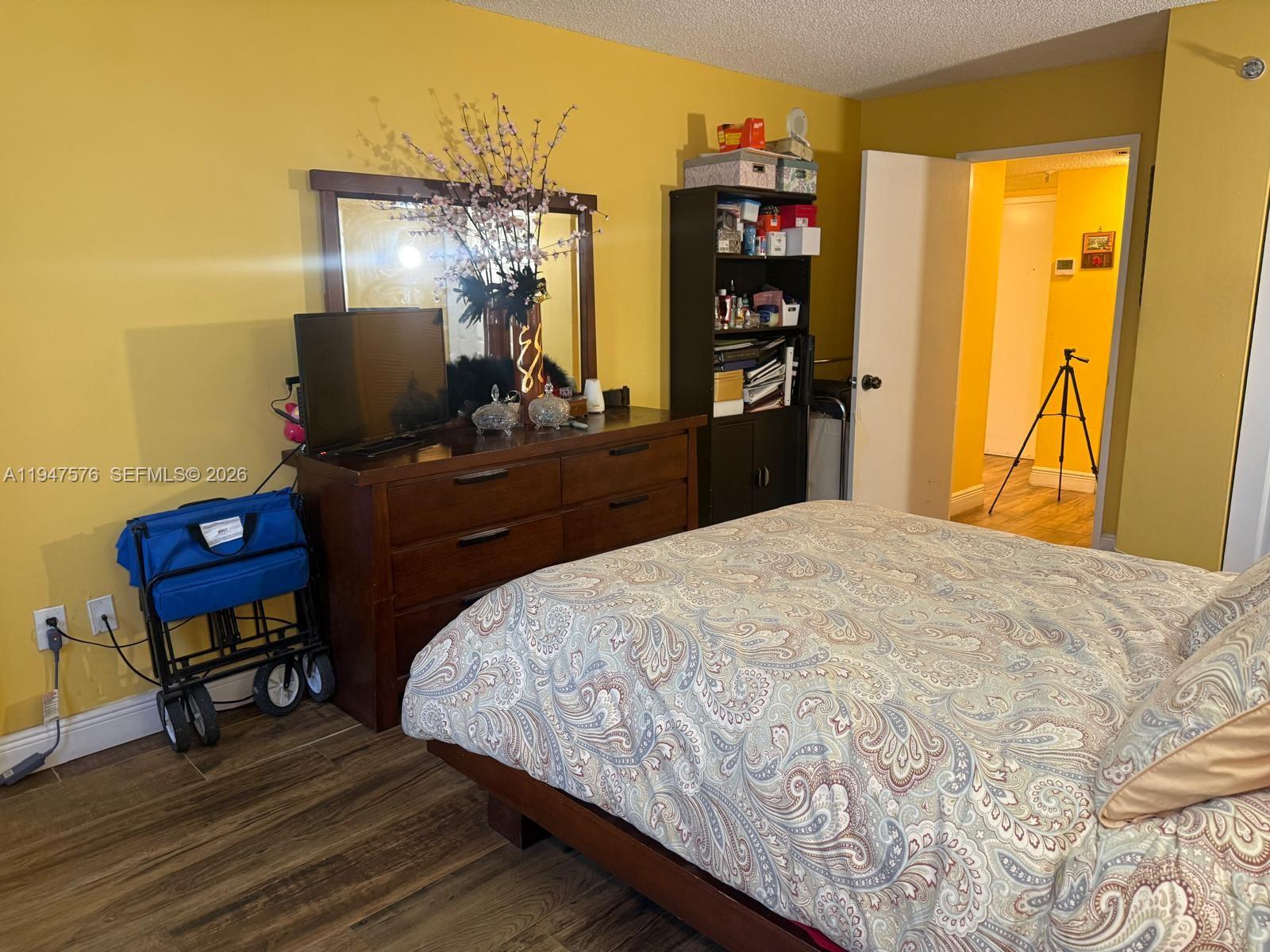 MADISON DOWNTOWN CONDO - Residential