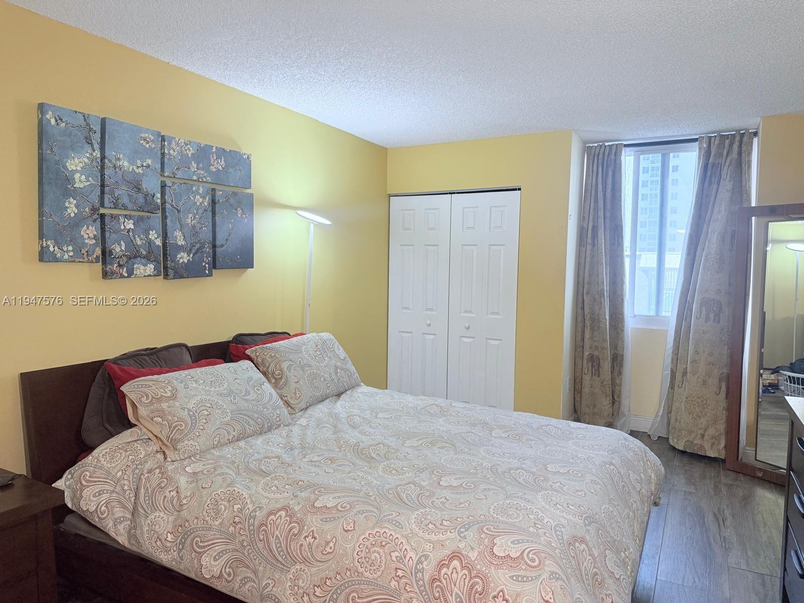 MADISON DOWNTOWN CONDO - Residential