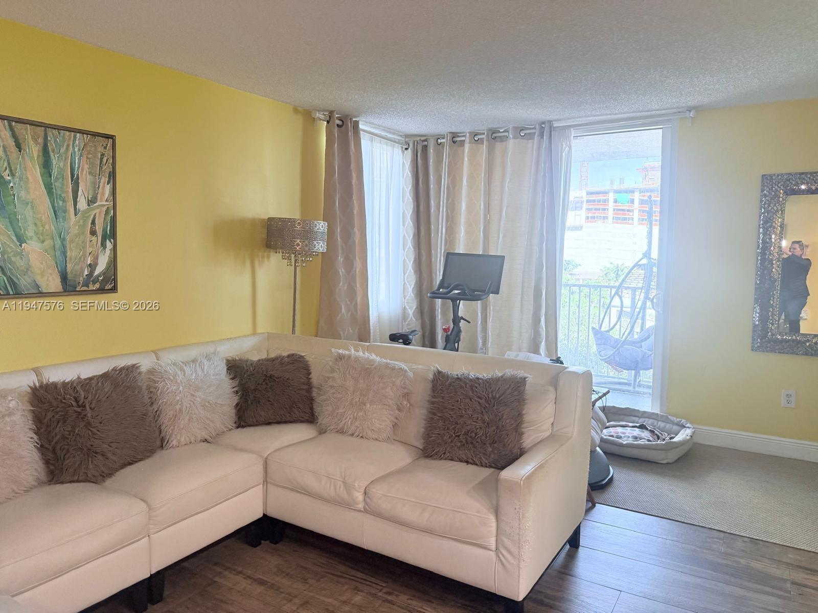 MADISON DOWNTOWN CONDO - Residential