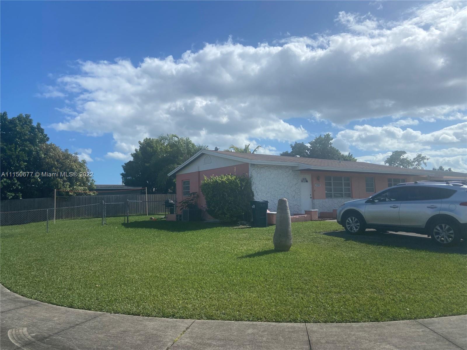 FAIRWAY ESTATES SEC FIVE - Residential