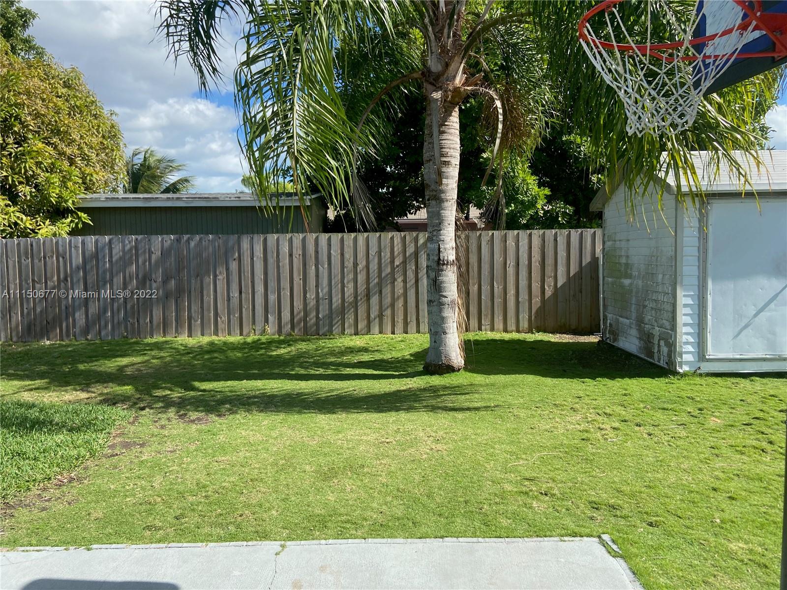 FAIRWAY ESTATES SEC FIVE - Residential