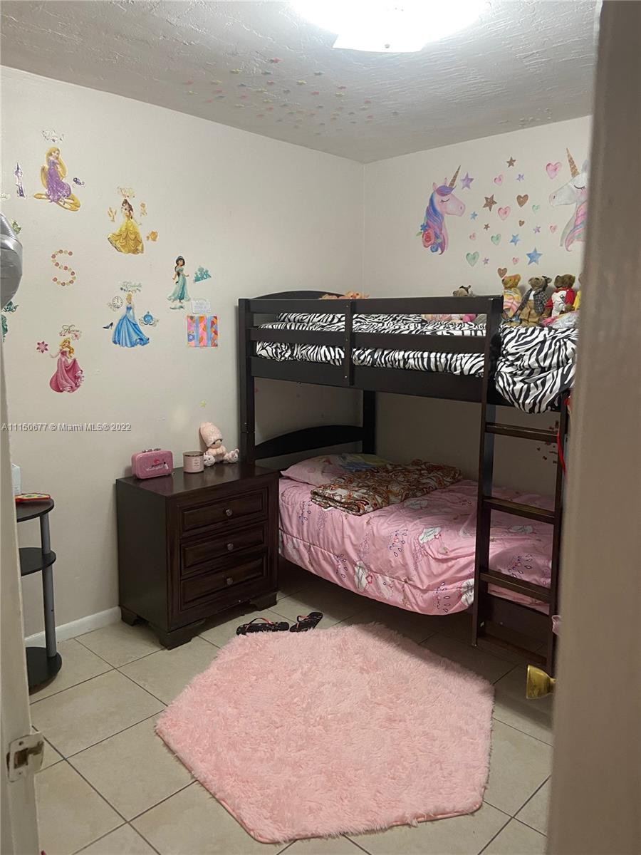 FAIRWAY ESTATES SEC FIVE - Residential