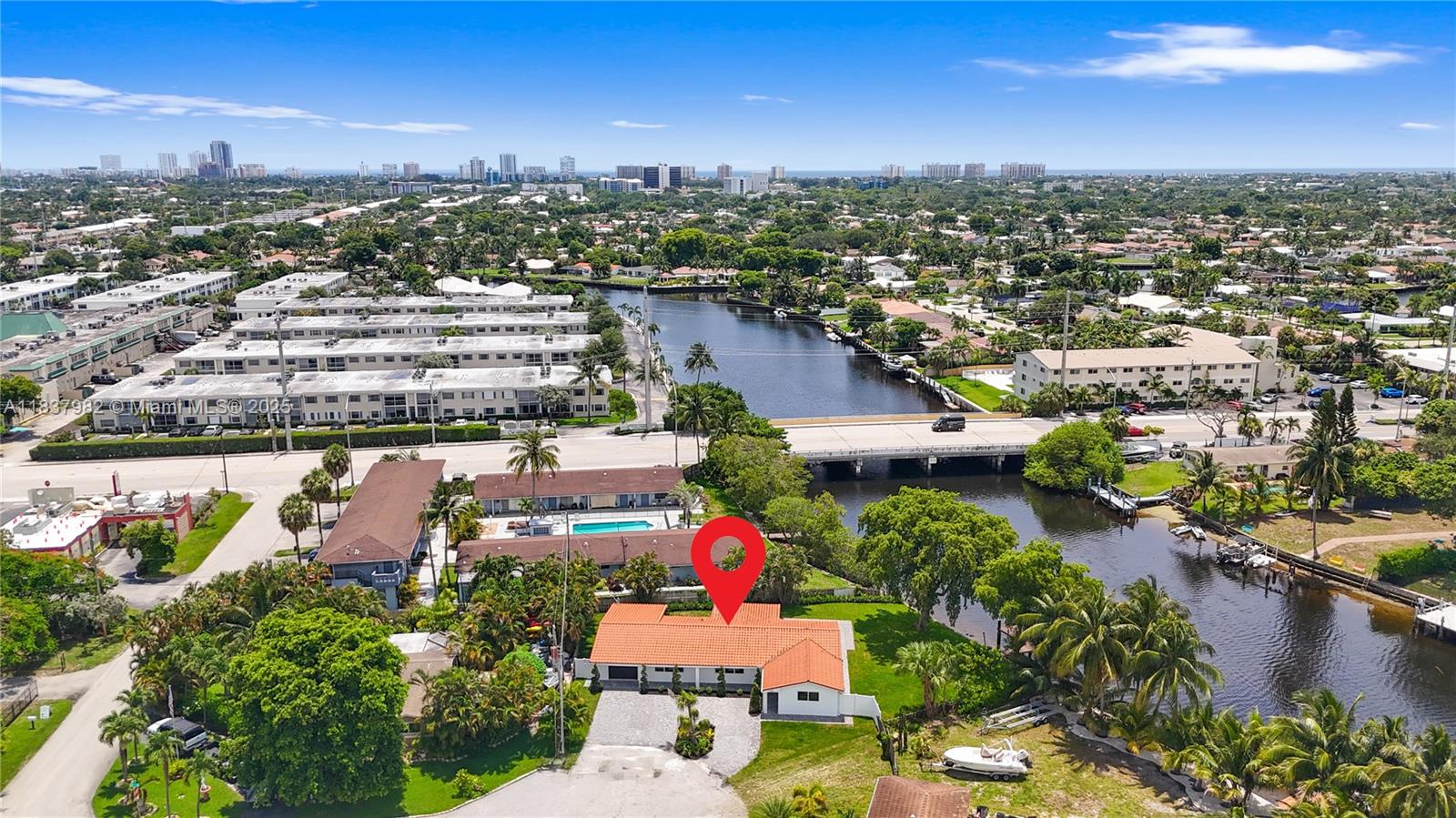 BOULEVARD PARK ISLES SEC - Residential