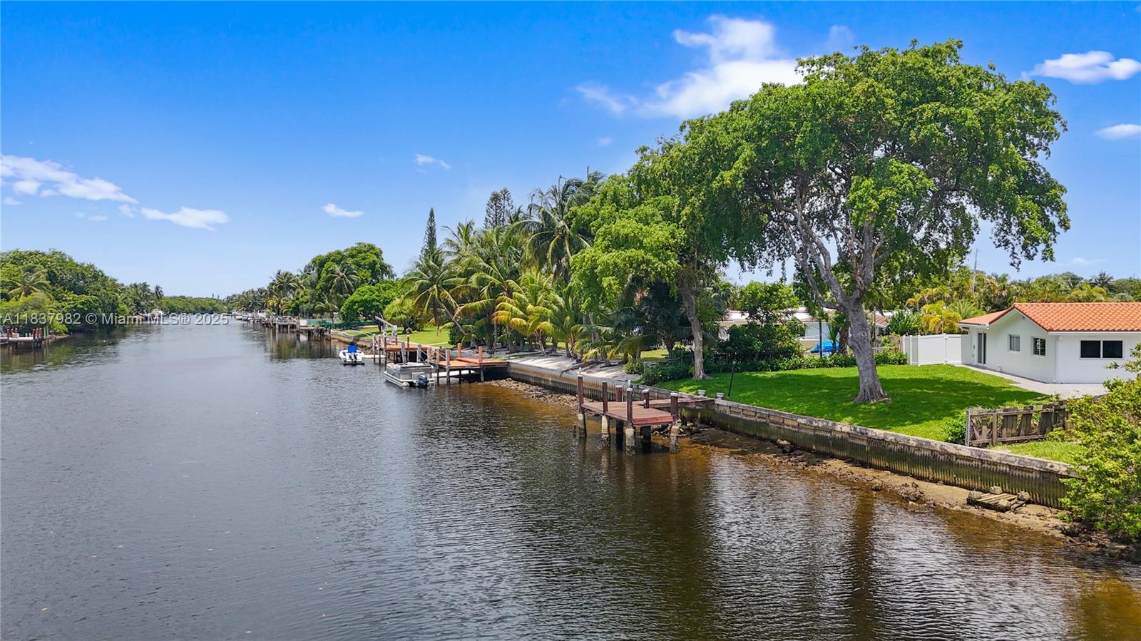 BOULEVARD PARK ISLES SEC - Residential